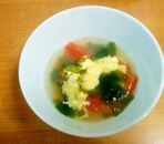 トマト卵のわかめスープ